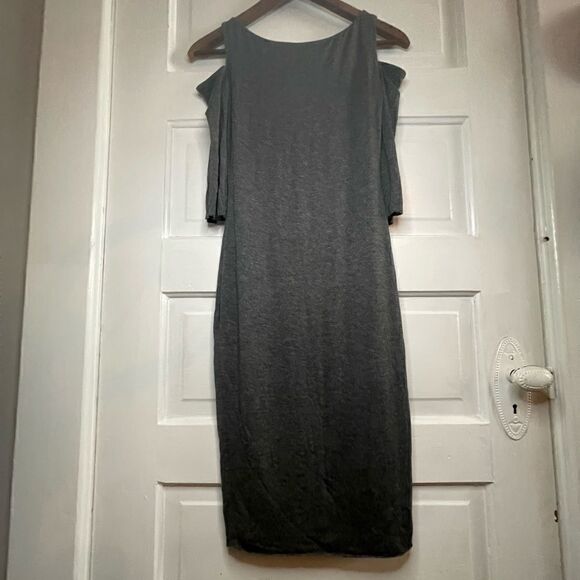 Bailey 44 Cold Shoulder Body Forming Dress 3/4 Sleeve - Picture 6 of 9